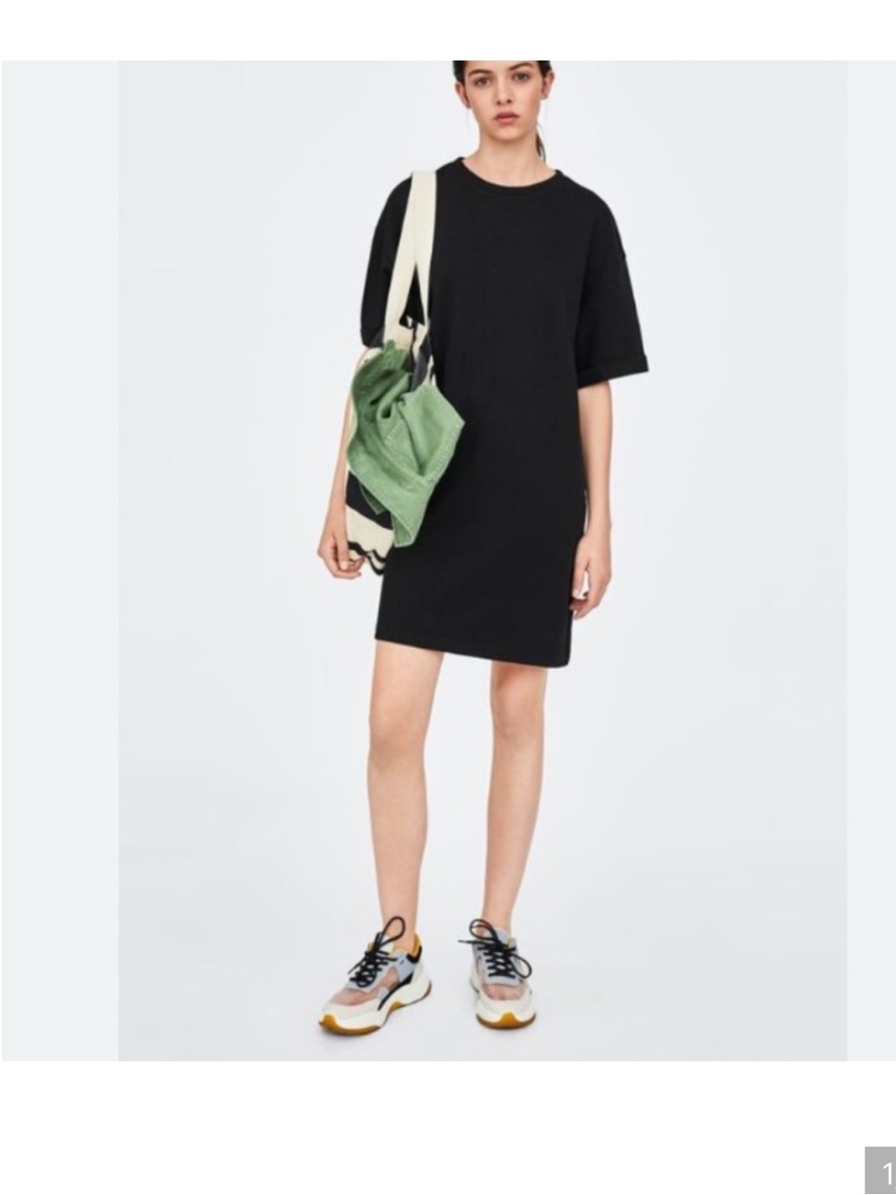 Zara Trafaluc Black Crewneck Tee Small